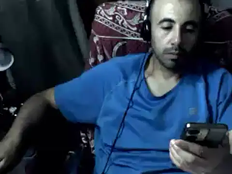 Snapshot of big_heart chatting on September 21, 8:54 pm big heart online show from September 21, 8:54 pm