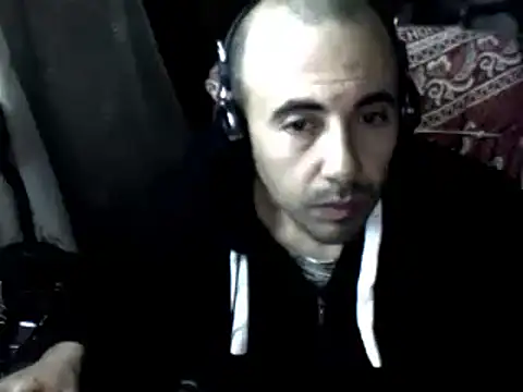 Snapshot of big_heart chatting on January 15, 8:56 pm big heart online show from January 15, 8:56 pm