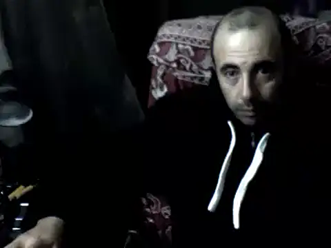 Snapshot of big_heart chatting on February 8, 7:23 am big heart online show from February 8, 7:23 am