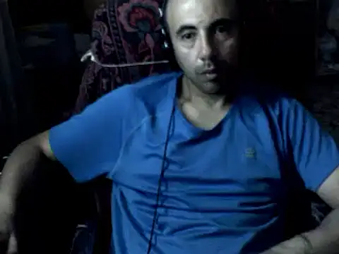 Snapshot of big_heart chatting on June 5, 7:47 am big heart online show from June 5, 7:47 am