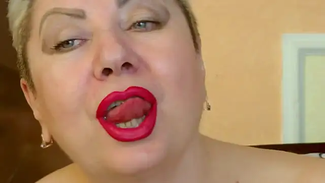 Snapshot of LadyPosh chatting on February 26, 9:48 pm LadyPosh online show from February 26, 9:48 pm