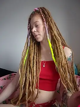 LucidLucy online show from December 15, 2:10 pm