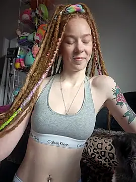 LucidLucy online show from March 10, 1:16 pm