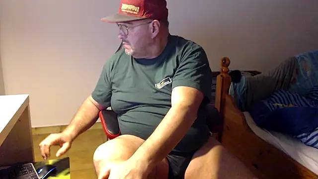 fraboys online show from March 3, 3:18 pm