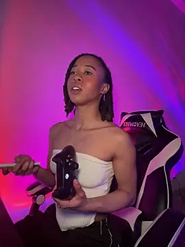 thebrattygoddess online show from March 6, 10:15 pm