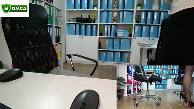Snapshot of secret-office chatting on April 27, 5:38 am secret-office online show from April 27, 5:38 am