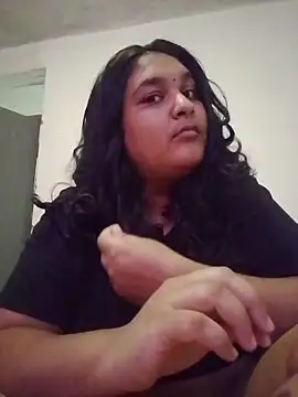 Snapshot of Indianbloom- chatting on February 1, 9:52 am Indianbloom- online show from February 1, 9:52 am