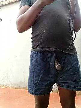 Snapshot of thegoodbigdick chatting on June 4, 10:10 am thegoodbigdick online show from June 4, 10:10 am