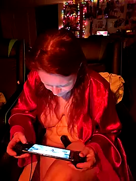 LilTokez online show from March 25, 10:54 am