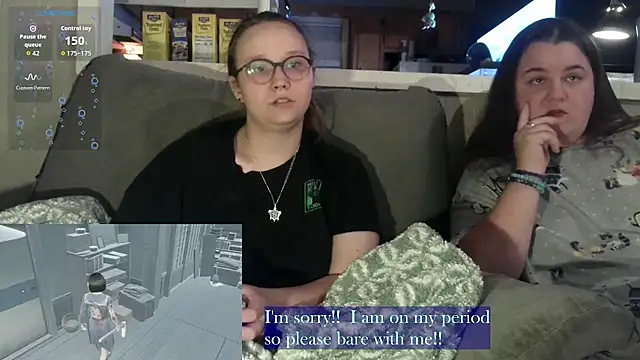 Snapshot of ZeTurtleMaster chatting on October 23, 11:35 pm ZeTurtleMaster online show from October 23, 11:35 pm