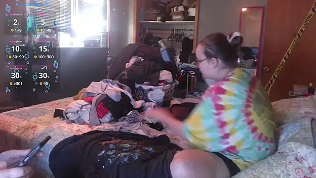 Snapshot of ZeTurtleMaster chatting on November 4, 7:57 pm ZeTurtleMaster online show from November 4, 7:57 pm