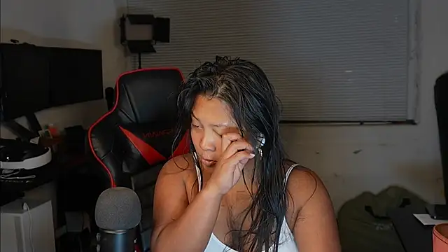 Bubbleliyah online show from January 7, 10:07 am