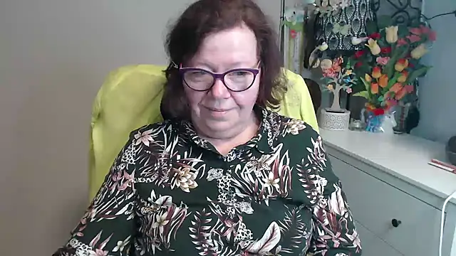 Adelewildx online show from April 8, 2:55 am