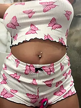 Snapshot of Liiaa chatting on September 23, 6:00 pm Liiaa online show from September 23, 6:00 pm