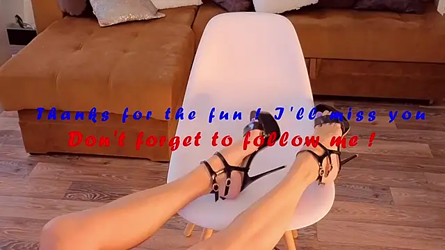 Snapshot of CaringSophie chatting on June 12, 6:34 am CaringSophie online show from June 12, 6:34 am