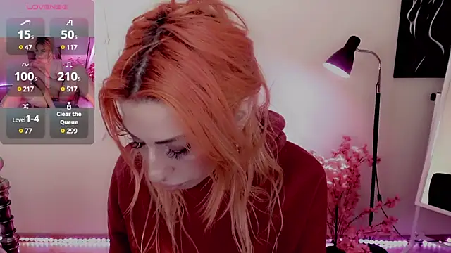 AnnieGOld  online show from December 14, 12:44 am