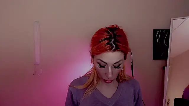 AnnieGOld  online show from December 27, 8:45 am