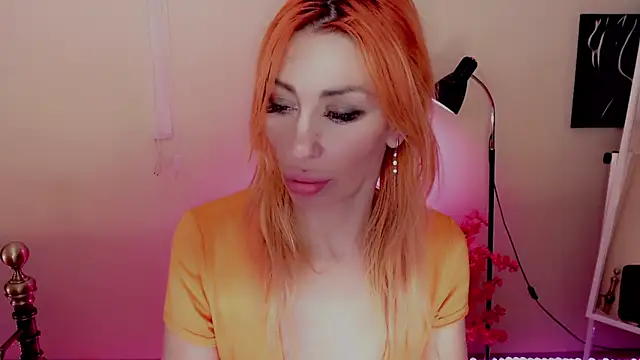 AnnieGOld  online show from December 27, 10:26 pm