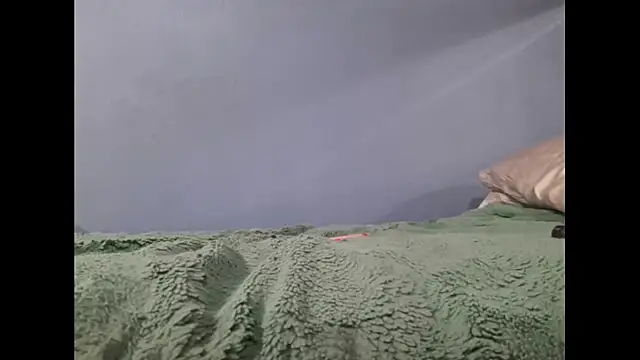 Snapshot of beobe74 chatting on February 22, 12:26 pm beobe74 online show from February 22, 12:26 pm