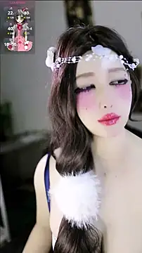 Snapshot of candy_cola chatting on February 18, 10:50 pm candy cola online show from February 18, 10:50 pm