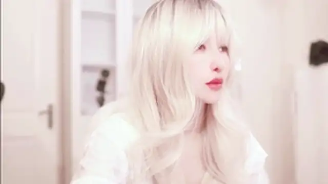 Snapshot of candy_cola chatting on August 5, 10:40 am candy cola online show from August 5, 10:40 am