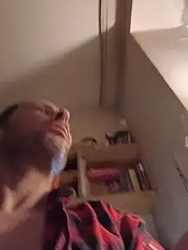 Snapshot of FireFox_Feel chatting on December 7, 4:09 am FireFox Feel online show from December 7, 4:09 am