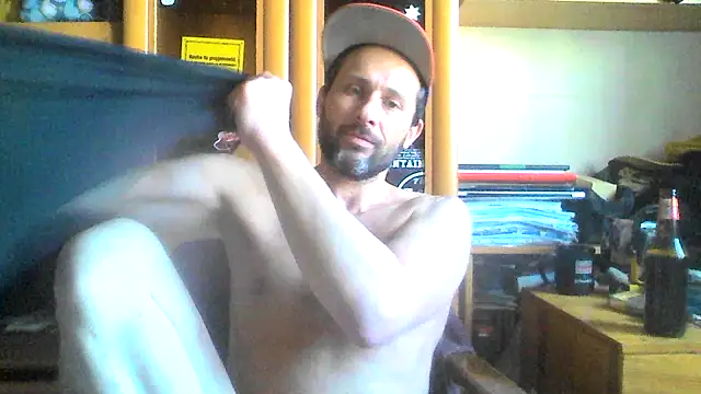 Snapshot of FireFox_Feel chatting on March 8, 12:30 pm FireFox Feel online show from March 8, 12:30 pm