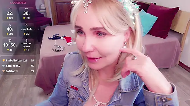 Snapshot of _unique_cam_ chatting on December 14, 3:15 pm unique cam online show from December 14, 3:15 pm