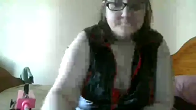 Snapshot of jukesy99 chatting on March 19, 11:47 am jukesy99 online show from March 19, 11:47 am