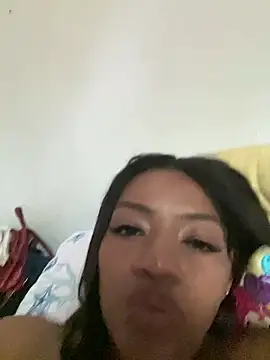 Snapshot of Shana_03 chatting on May 31, 6:04 pm Shana 03 online show from May 31, 6:04 pm