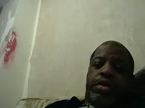 Snapshot of alfiebrown007 chatting on March 20, 4:40 am alfiebrown007 online show from March 20, 4:40 am