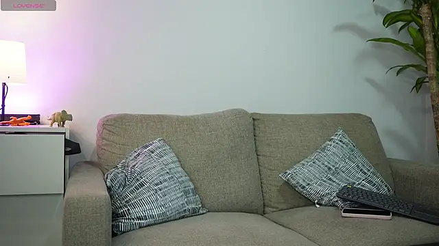 Veronica ar online show from October 5, 12:42 am