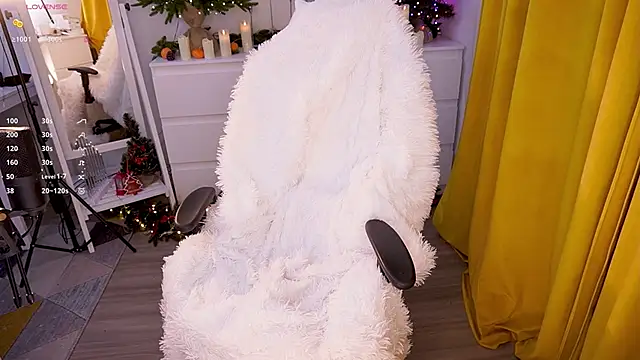 Snapshot of Ffoxyflame chatting on December 11, 1:58 am Ffoxyflame online show from December 11, 1:58 am