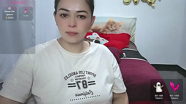 mayhott2 online show from May 9, 2:17 am