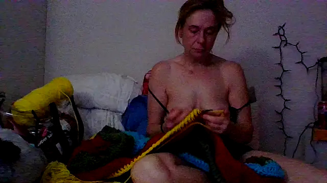 Snapshot of tmmcmannus chatting on April 24, 6:38 am tmmcmannus online show from April 24, 6:38 am