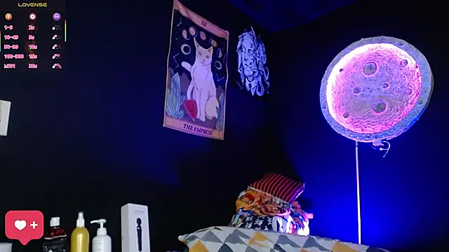 girl intense444 online show from February 21, 1:12 pm