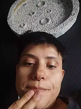 girl intense444 online show from March 18, 5:38 pm