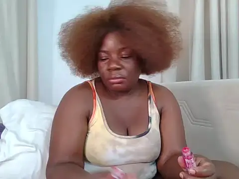 Deliciousgal online show from February 20, 7:47 pm