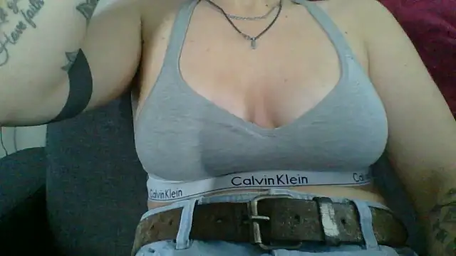 geilmeisje98 online show from October 18, 1:12 pm