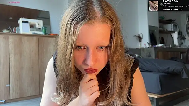 Snapshot of Hairy_Coraline chatting on January 29, 10:16 am Hairy Coraline online show from January 29, 10:16 am