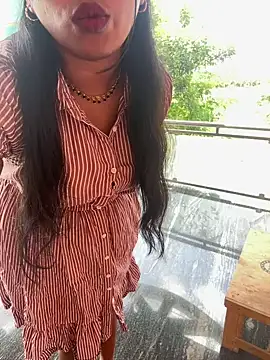 Dhiyapink online show from March 23, 6:16 am