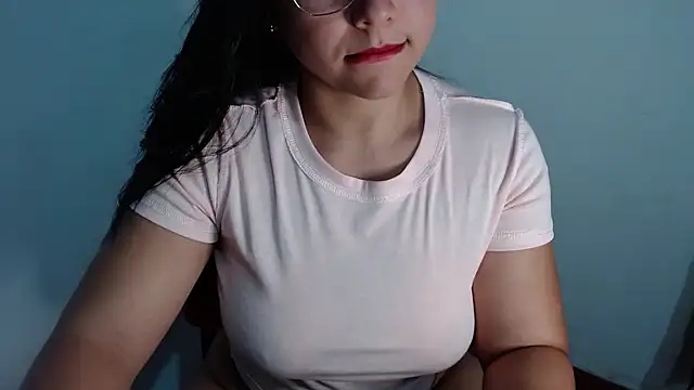 Snapshot of lizbodu chatting on December 9, 10:20 pm lizbodu online show from December 9, 10:20 pm