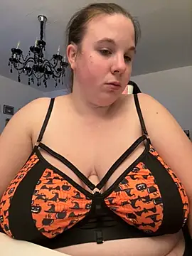 AureliaWinter online show from October 30, 7:03 pm