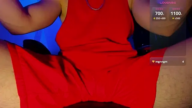 Snapshot of Alex_smith00 chatting on December 16, 2:36 am Alex smith00 online show from December 16, 2:36 am