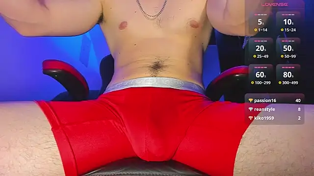 Snapshot of Alex_smith00 chatting on December 26, 3:27 am Alex smith00 online show from December 26, 3:27 am