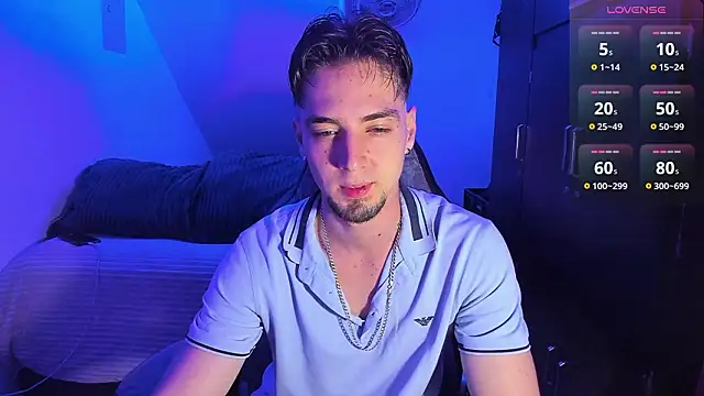 Alex smith00 online show from February 19, 12:17 am