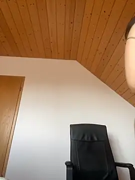 NattCastillo online show from March 24, 8:41 am