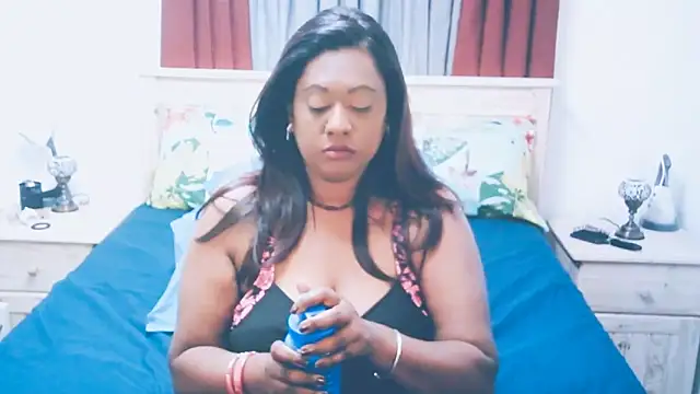 Indianlust69 online show from November 6, 9:10 am