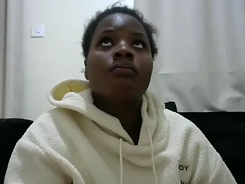 Snapshot of sexy_nicolleta chatting on June 2, 5:37 pm sexy nicolleta online show from June 2, 5:37 pm