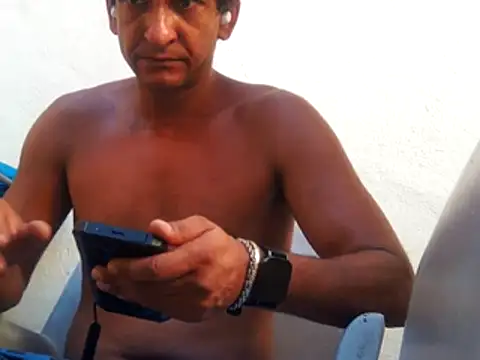 Snapshot of Lucas_pt chatting on July 16, 9:37 am Lucas pt online show from July 16, 9:37 am